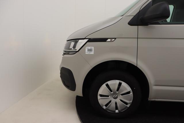 Volkswagen T6 Transporter 2.0 TDI 110 hp 5M 