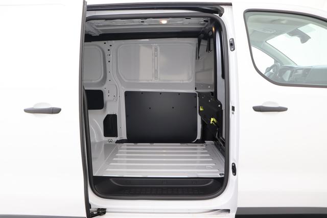 Peugeot e-Expert Fahrgestell 75 kWh 136 hp 