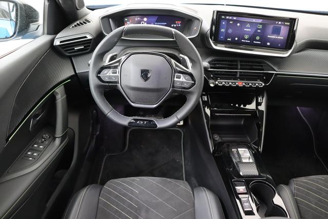 Peugeot 2008 1.2 Turbo 130 hp EAT8 