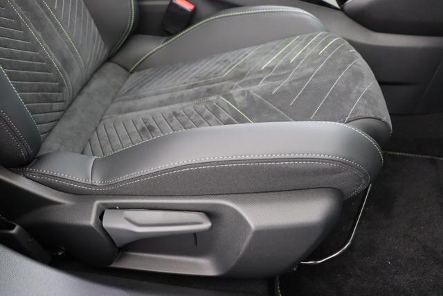 Peugeot 2008 1.2 Turbo 130 hp EAT8 