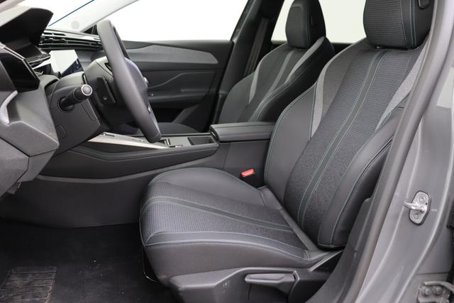 Peugeot 308 1.2 Turbo 130 hp EAT8 