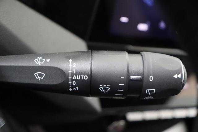 Peugeot 308 1.2 Turbo 130 hp EAT8 