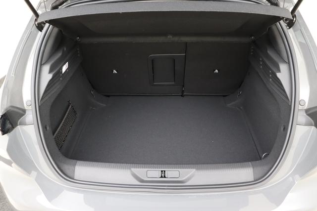 Peugeot 308 1.2 Turbo 130 hp EAT8 