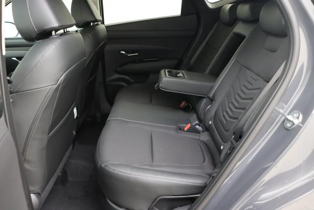 Hyundai TUCSON 1.6 T-GDi HEV 215 hp 6AT 