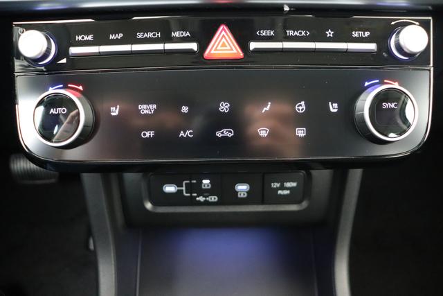 Hyundai TUCSON 1.6 T-GDi HEV 215 hp 6AT 