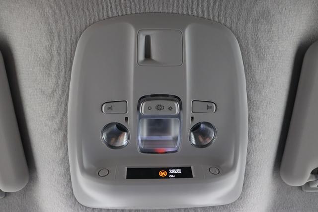 Toyota Proace Fahrgestell 2.0L Diesel 144 hp 6M/T 