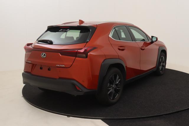Lexus UX 250h 2,0 ECVT 