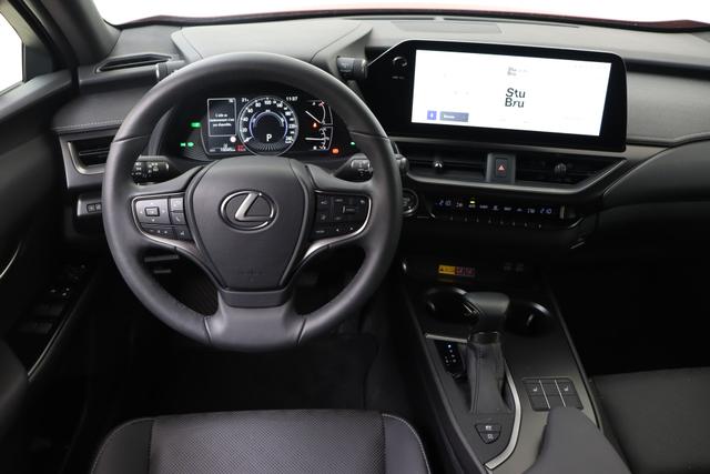 Lexus UX 250h 2,0 ECVT 