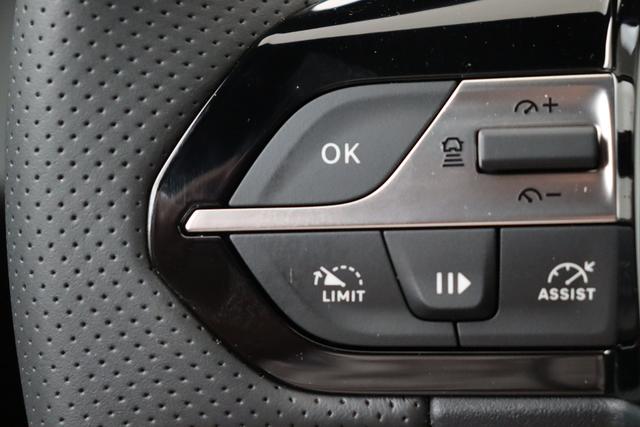 Peugeot 408 Hybrid 145 e-DCS6 