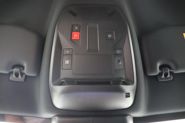 Peugeot 408 Hybrid 145 e-DCS6 