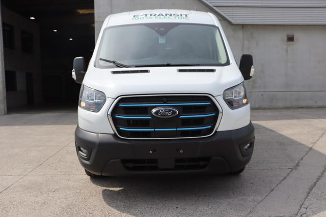 Ford E-Transit Pritsche 67 kWh 184 hp 
