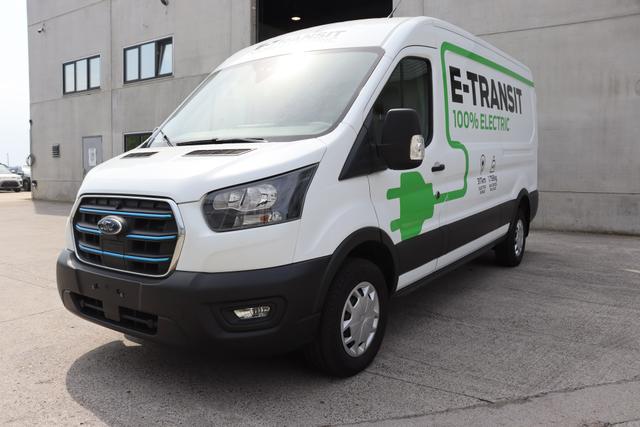 Ford E-Transit Pritsche 67 kWh 184 hp 