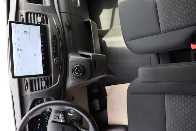 Ford E-Transit Pritsche 67 kWh 184 hp 