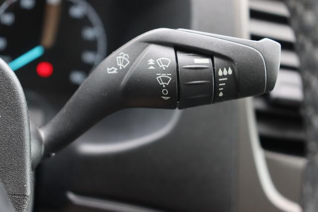 Ford E-Transit Pritsche 67 kWh 184 hp 