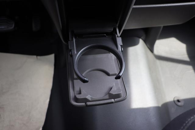 Ford E-Transit Pritsche 67 kWh 184 hp 