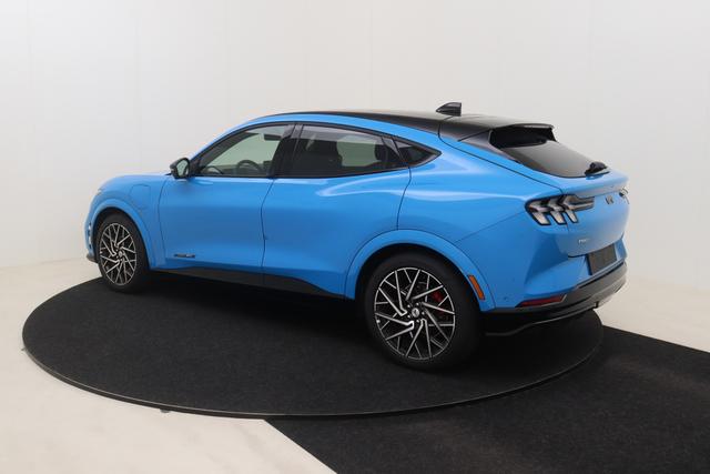 Ford Mustang Mach-E 98,7 kWh 