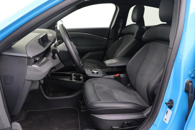 Ford Mustang Mach-E 98,7 kWh 