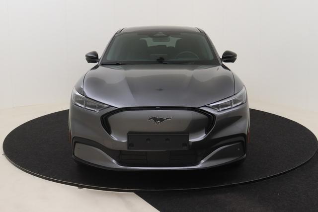 Ford Mustang Mach-E 98 kWh Extended range 