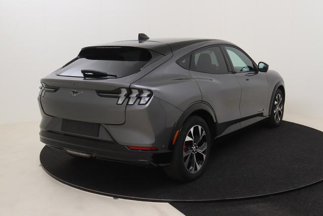 Ford Mustang Mach-E 98 kWh Extended range 