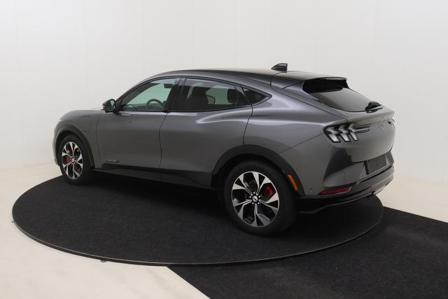 Ford Mustang Mach-E 98 kWh Extended range 