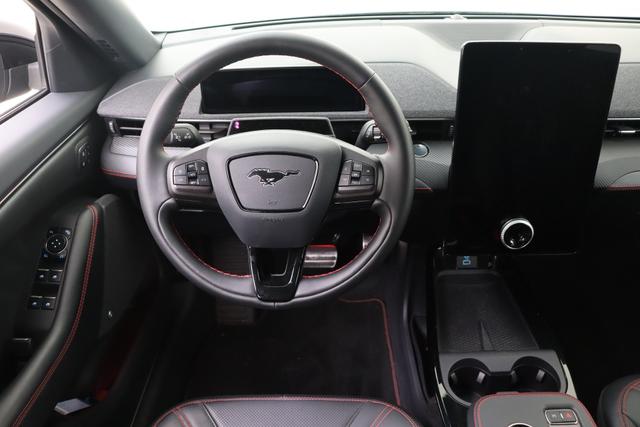 Ford Mustang Mach-E 98 kWh Extended range 