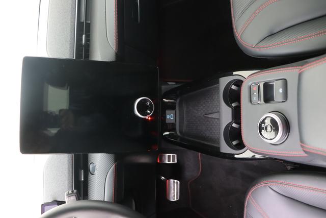 Ford Mustang Mach-E 98 kWh Extended range 