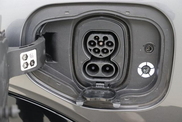 Ford Mustang Mach-E 98 kWh Extended range 