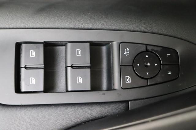 MG EHS Luxury 1.5 PHEV 2WD 