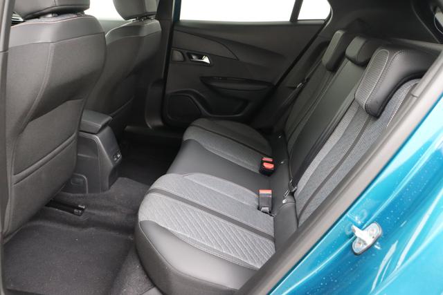 Peugeot 2008 Hybrid 145 hp e-DSC6 