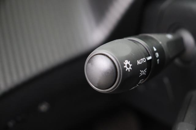 Peugeot 2008 Hybrid 145 hp e-DSC6 