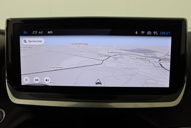 Peugeot 2008 Hybrid 145 hp e-DSC6 