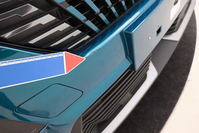 Peugeot 2008 Hybrid 145 hp e-DSC6 