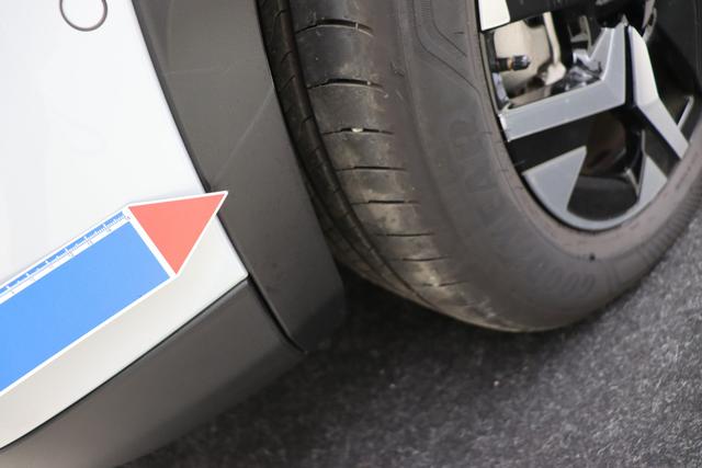 Peugeot 2008 Hybrid 145 hp e-DSC6 