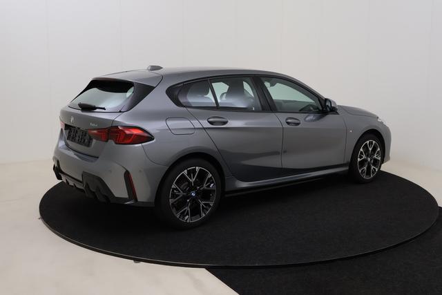 BMW 1er 118 2,0d Steptronic 