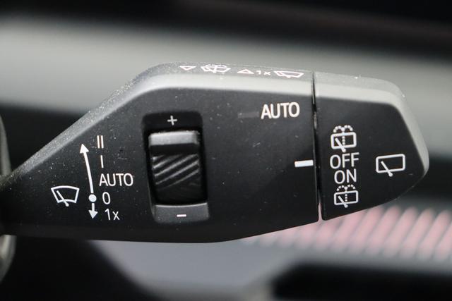 BMW 1er 118 2,0d Steptronic 