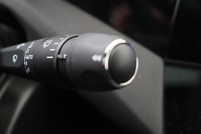 Peugeot E-408 GT 58 kWh Electric 214 hp Auto 