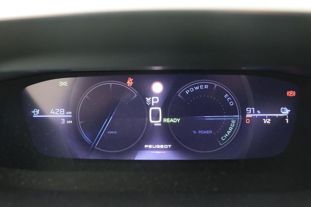 Peugeot E-408 GT 58 kWh Electric 214 hp Auto 