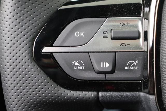 Peugeot E-408 GT 58 kWh Electric 214 hp Auto 