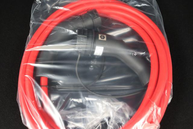 Peugeot e-2008 GT Electric 54 kWh 156 hp 