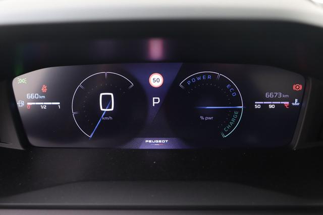 Peugeot 2008 Allure Hybrid 145 hp e-DSC6 