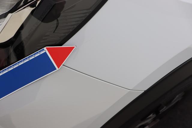 Peugeot 2008 Allure Hybrid 145 hp e-DSC6 