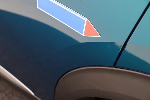 Peugeot 2008 Allure Hybrid 145 hp e-DSC6 