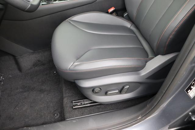 MG EHS Luxury 1.5 PHEV 2WD 