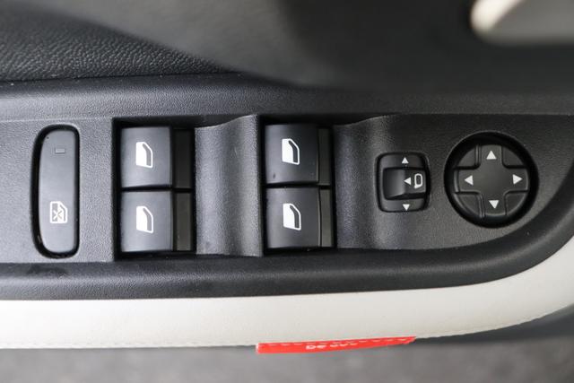 Citro&euml;n &euml;-C3 E-C3 MAX Electric 113 hp 