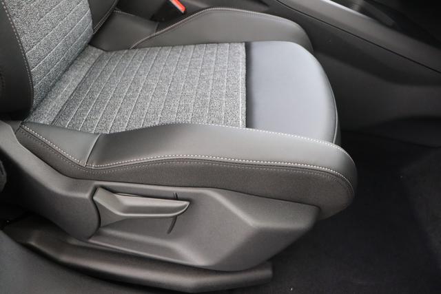 Peugeot 3008 Allure Hybrid 145 hp e-DSC6 