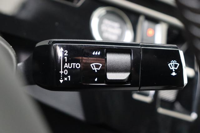 Peugeot 3008 Allure Hybrid 145 hp e-DSC6 