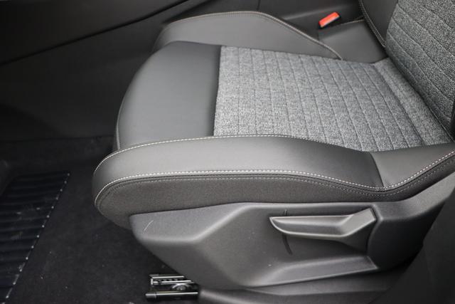 Peugeot 3008 Allure Hybrid 145 e-DSC6 