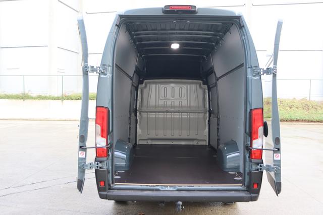 Peugeot Boxer L4H3 2.2 BlueHDi 180 hp AT8 4T 