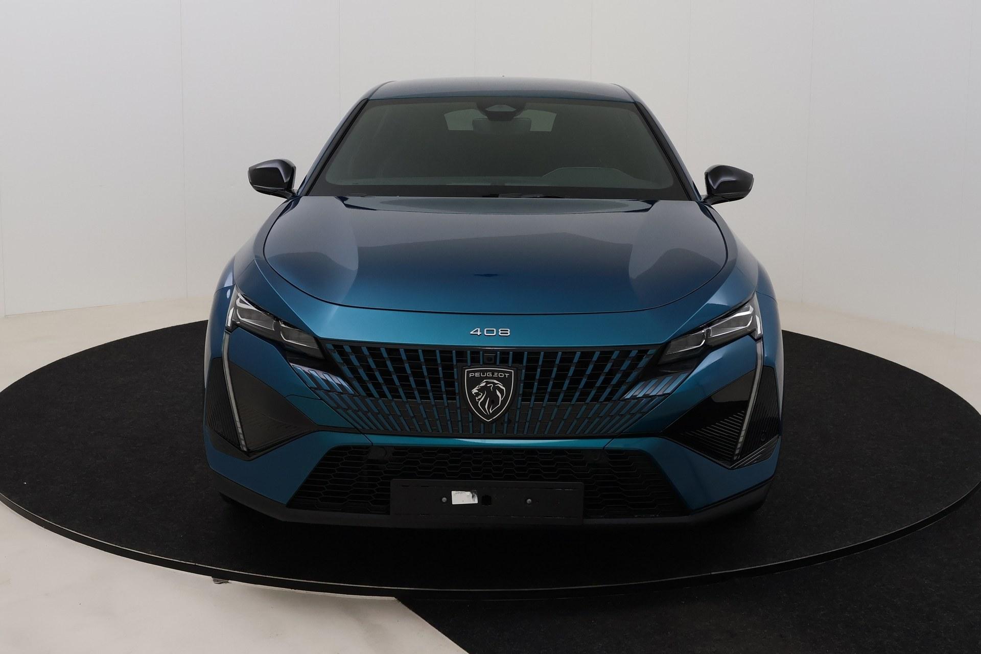 Peugeot 408 GT Hybrid 145 e-DSC6 