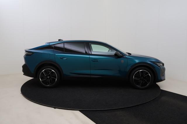 Peugeot 408 GT Hybrid 145 e-DSC6 